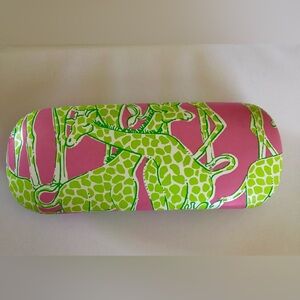 LILLY PULITZER EYEGLASES HARD CASE PINK GREEN GIRAFFES CLAM SHELL STYLE